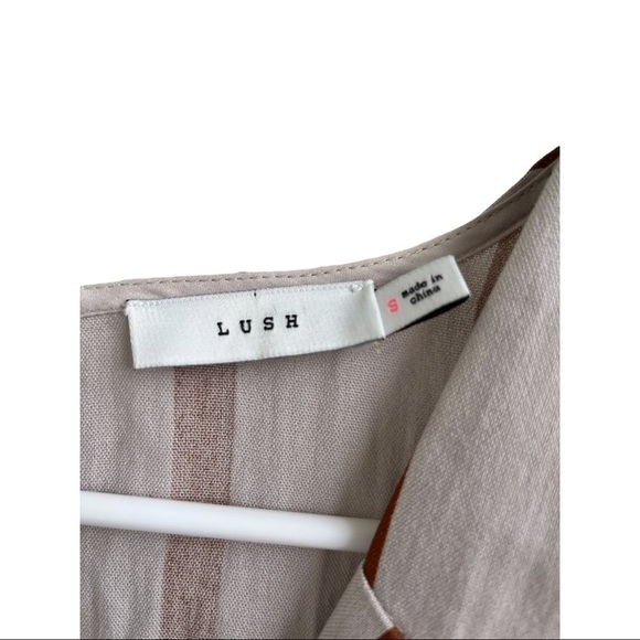 LUSH Collared Striped Jumpsuit size small - Picture 3 of 5